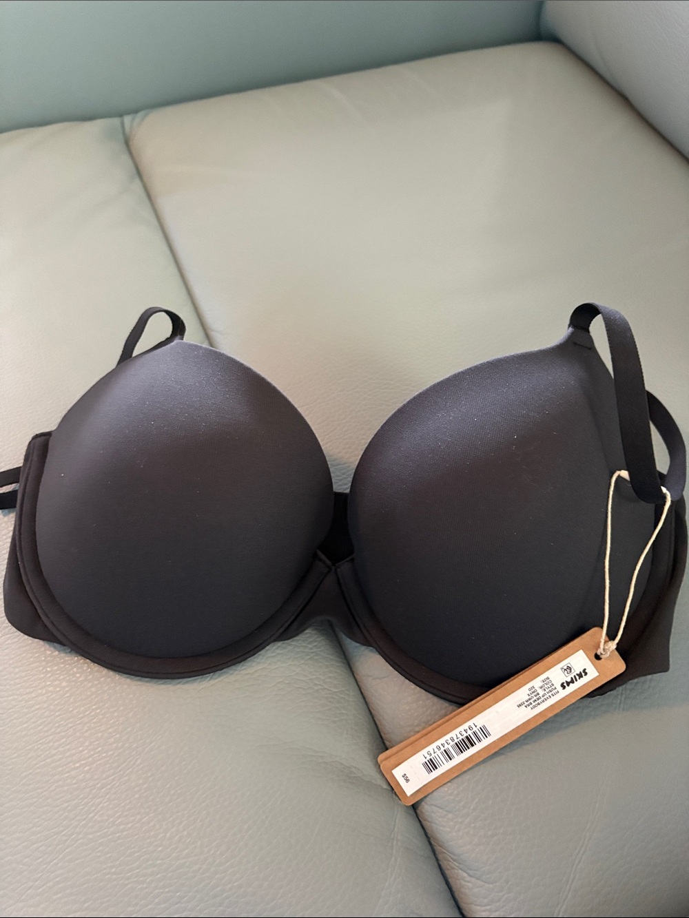 Skims fits everybody push-up Demi bra size 32D-New